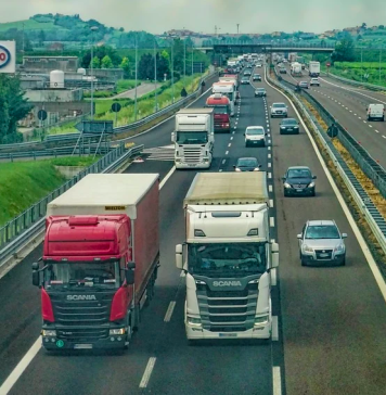 Transportul rutier de mărfuri în România a crescut cu 6,9% în primele trei trimestre din 2022