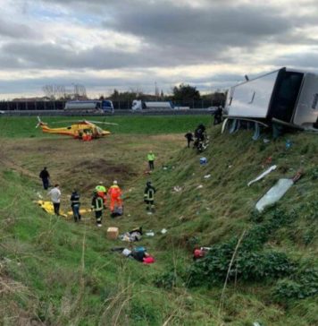 MAE: Şapte cetăţeni români au fost răniţi în accidentul din Padova și au ajuns la spital