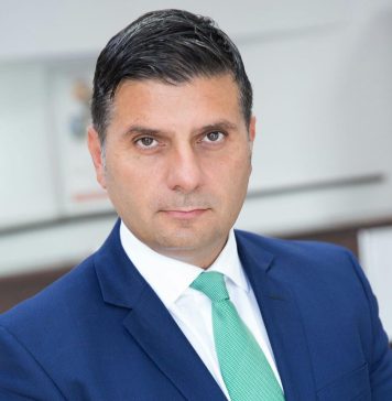 Alexandru Petrescu (PSD): Teatrul Ion Creangă, închis de ani de zile pentru ”renovare”/Situaţia nu s-a schimbat