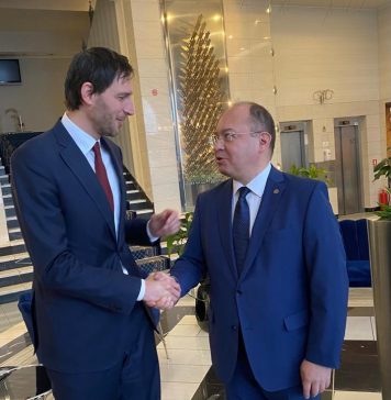 Bogdan Aurescu, discuție cu viceprim-ministrul, ministrul afacerilor externe al Regatului Ţărilor de Jos pe tema aderării României la spaţiul Schengen