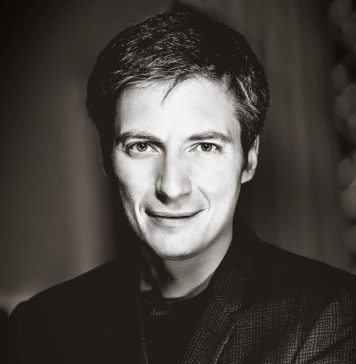 Teodor Baconschi își anunță aprecierea pentru „patriotismul” și „competența corporatistă” a lui Andrei Caramitru. Fostul USR-ist: Îl respect enorm pe Teodor