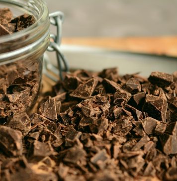 Alertă alimentară: Ciocolată ce poate conţine bucăţi de metal, retrasă de la rafturile magazinelor din România