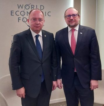 Bogdan Aurescu, întâlnire cu omologul austriac, la Forumul Economic Mondial de la Davos. Cei doi au discutat despre aderarea la Schengen