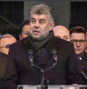 Speaker Ciolacu booed during speech he delivered in the Union Square of Iasi
