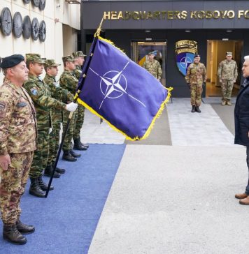Defense Minister meets Romanian troops deployed at NATO base in Kosovo