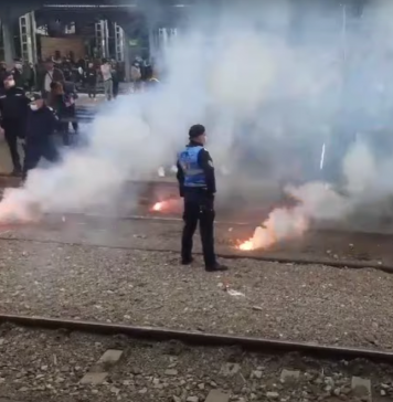 Secuii şi oltenii s-au „duelat” în scandări xenofobe şi rasiste; meciul Sepsi OSK Sf. Gheorghe – FC U Craiova a fost suspendat