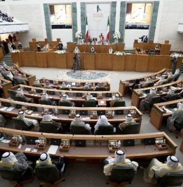 Kuwaiti government resigns amid standoff with parliament