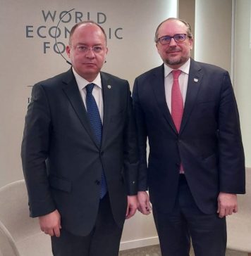 Romanian Foreign Minister tackles Schengen topic with Austrian counterpart on sidelines of World Economic Forum