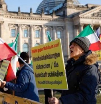 EU, US and UK adopted new sanctions against Iran