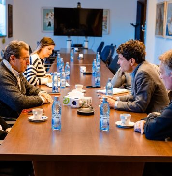 Nicușor Dan, întâlnire cu arhitectul spaniol Leopold Arnaiz pentru a discuta despre Planul Urbanistic General