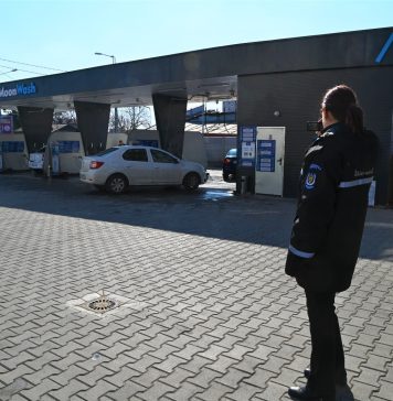 O spălătorie auto self-service din zona Colentina a fost construită ilegal