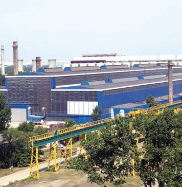 Terorizați de demolările cu explozibili pe terenul IMGB. Oamenii spun că li s-au fisurat pereții apartamentelor