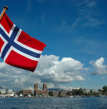 Norvegia va comanda zeci de tancuri de nouă generaţie Leopard 2 din Germania