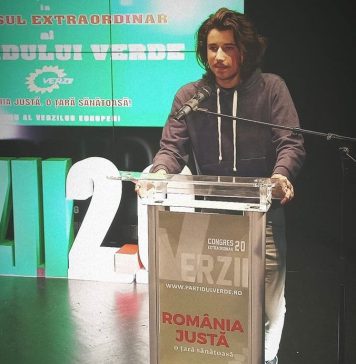 Tinerii verzi cer transport gratuit pentru elevi