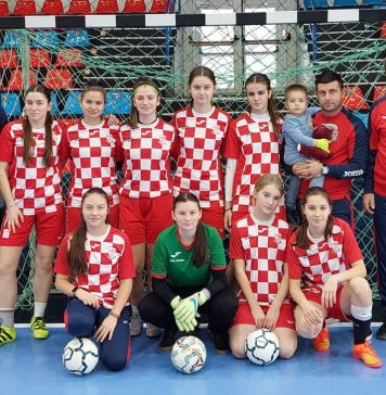 Adrienn Dénes, de la Fulgerul Dioşod, este cea mai bună tânără jucătoare din campionatul de futsal feminin