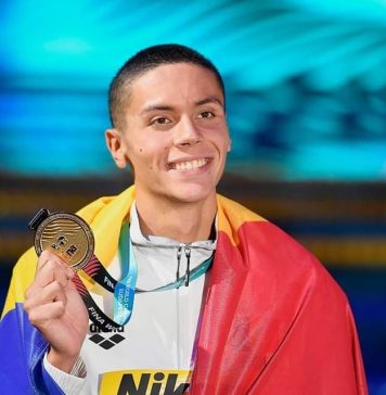David Popovici, candidat la titlul de cel mai bun înotător european al anului 2022