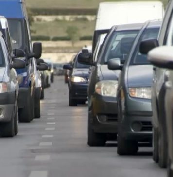 Parcul auto naţional a crescut într-un an cu 3%. Au fost emise peste 6.000 de „numere verzi”