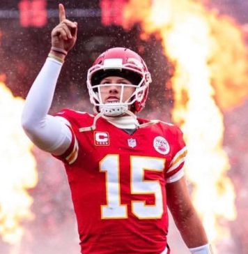 Patrick Mahomes, desemnat pentru a doua oară MVP-u sezonului în NFL