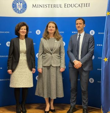 Romanian Education Minister and French Ambassador Auer discuss expanding network of bilingual high schools