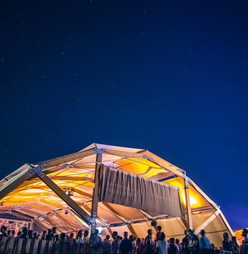 Festivalul SunWaves – primul brand românesc care organizează un festival de muzică în Emiratele Arabe Unite