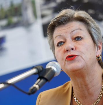 România şi Bulgaria ar trebui să fie incluse în Schengen în 2023, pledează la Atena Ylva Johansson, înaintea intrării în vigoare a unui nou sistem de schimb informatic la 7 martie