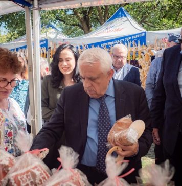 Ministrul Agriculturii, Petre Daea: Eu spun că preţurile s-au liniştit, o parte din ele au scăzut