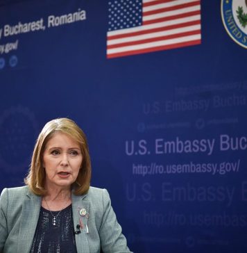 Klaus Iohannis o primeşte pe ambasadoarea Statelor Unite la Bucureşti, Kathleen Kavalec