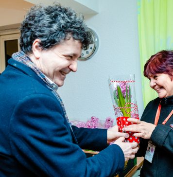 Nicuşor Dan, la Centrul pentru victimele violenţei domestice: ”Abuzul nu e iubire”