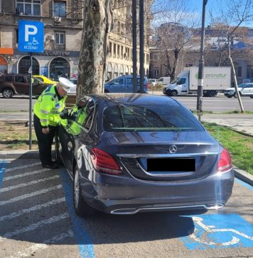 Poliția Locală București, acțiuni de verificare a șoferilor care parchează pe locurile destinate persoanelor cu dizabilități