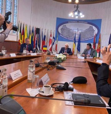 Romanian, Jordan agriculture ministers visit sheep farm in Romos commune