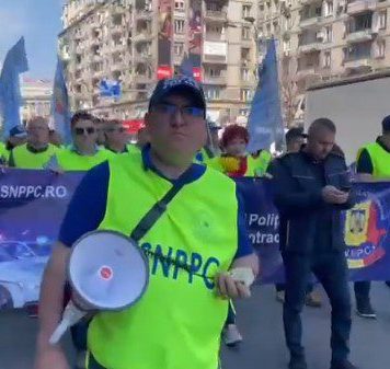 Protest al sindicaliștilor din Poliție: Solicitările adresate Guvernului se referă la restanţe, nu la majorări salariale