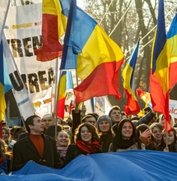 Senatorul Diana Şoşoacă: Am depus în Parlament propunerea legislativă privind unirea României cu Republica Moldova