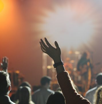 Raed Arafat: 15 cluburi au fost închise la sfârşitul anului trecut pentru un număr mai mare de oameni decât cel permis în incintă