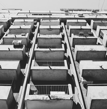 Un bloc construit în perioada interbelică va fi consolidat anti-cutremur cu 43 de milioane de lei