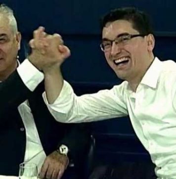 Cozmin Guşă: Băi Burleanu, nu-ţi mai da ochii peste cap şi reacţionează la ceea ce cere Federaţia maghiară de fotbal; important nu e că UEFA a dat sau nu aprobare ungurilor, ci că Ungaria cere în mod oficial arborarea pe stadioane a steagului “Ungariei Mari”!