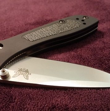 Un adolescent de 14 ani a înjunghiat un alt copil de 12 ani într-un loc de joacă din Capitală