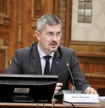 Imagini surprinse în momentul în care Dan Barna a fost lovit de o mașină – VIDEO