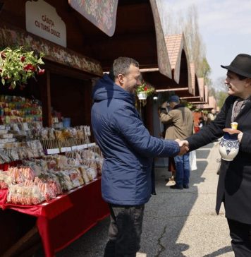 Nicușor Dan a vizitat Târgul de Paşte din Parcul Regele Mihai I: ”M-am bucurat să văd meşteşugari veniţi din toate colţurile ţării”
