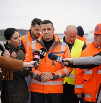 Grindeanu: Am verificat astăzi lucrările pe șantierul Lotului 2 din A0 Nord (19 km) unde antreprenorul român are o mobilizare exemplară!