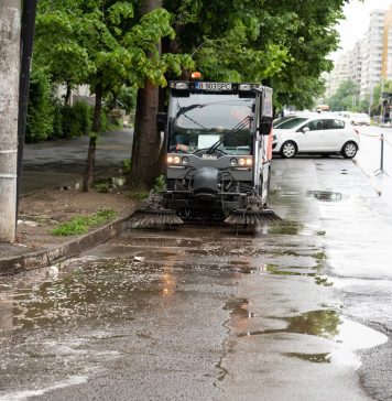 FOTO&VIDEO/ Primul proiect pilot de amploare al Primăriei Sector 2 a luat sfârșit: curăţenie pe toată Şos. Pantelimon