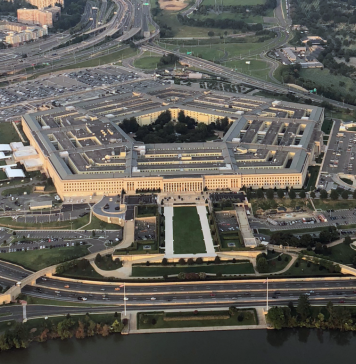 Washington Post: Un tânăr pasionat de arme, fost angajat la o bază militară, autorul Pentagon Leaks