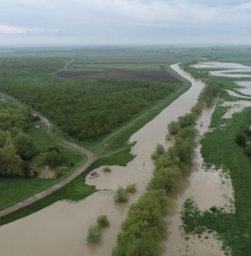 Cod roșu de inundații pe Bârzava, la Gătaia! Vârful viiturii va fi atins în cursul zilei de astăzi