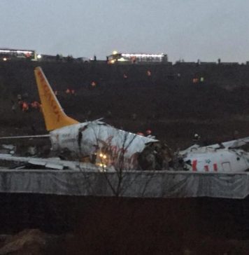 Două avioane ultrauşoare au intrat în coliziune în apropierea unui aerodrom din nord-estul Spaniei