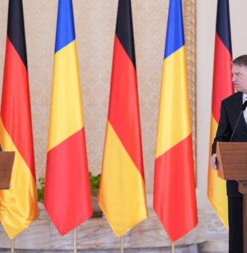 Klaus Iohannis: Eu cred că se va întâmpla rotaţia la conducerea Guvernului şi sunt convins că această coaliţie va merge mai departe
