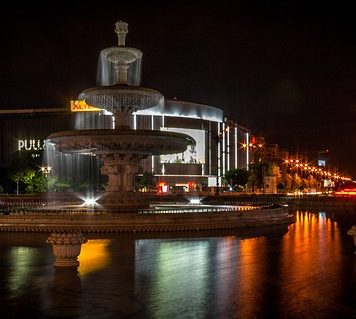 Piața Unirii din București, în pericol de prăbușire. Planșeul se poate surpa în orice moment