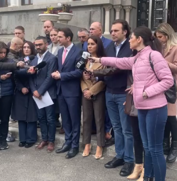 VIDEO/ Consilierii PNL și PSD depun o plângere penală împotriva primarului Armand