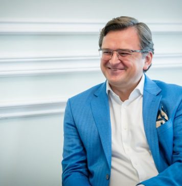 Dmitro Kuleba: Trimiterea de avioane F-16 în Ucraina, cea mai bună investiţie în securitatea Europei