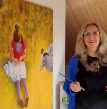 Romanian-born painter Dorina Mocan, established in Sweden, sells her artwork to royalties