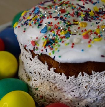 Ce a găsit o femeie din București în pasca cumpărată dintr-un supermarket – FOTO