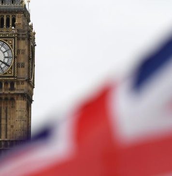 Medicii tineri din Marea Britanie încep o grevă de patru zile